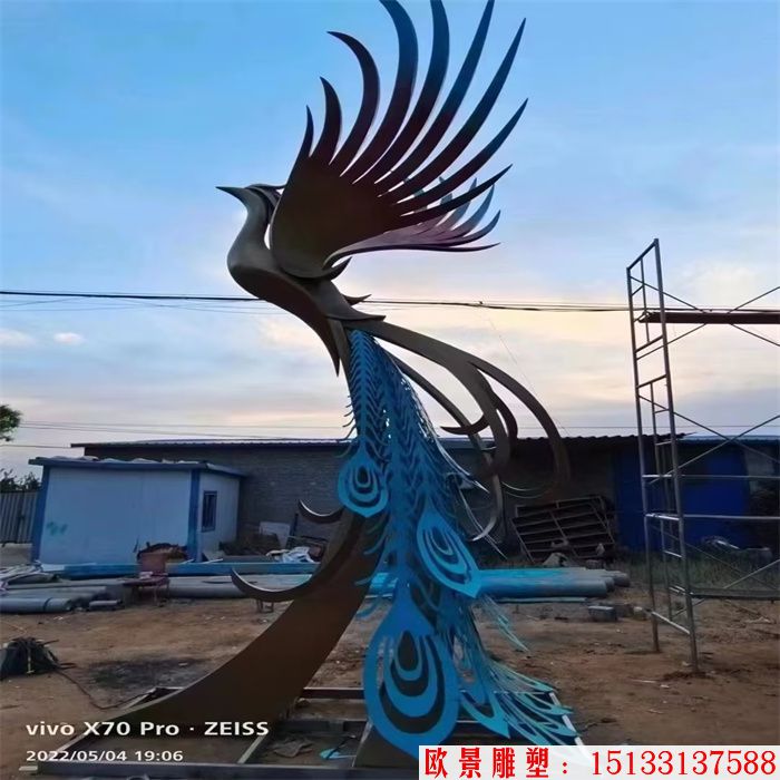 不銹鋼鳳凰雕塑 創(chuàng)意造型鳳凰 藝術(shù)鳳凰 (8)