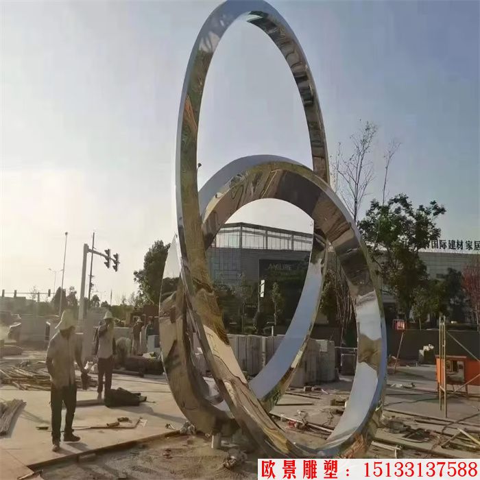 不銹鋼異形鏡面雕塑 